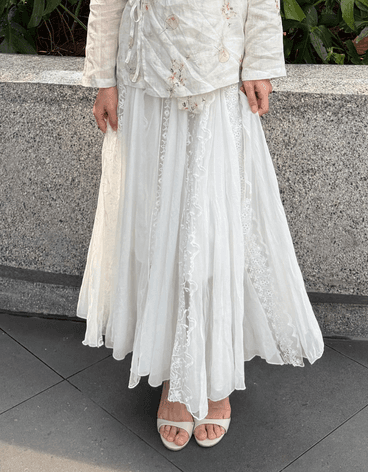 Flowy Skirt Floral White - Image 1