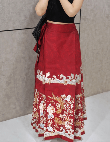 Traditional Elegant Skirt Cheongsam - Image 4